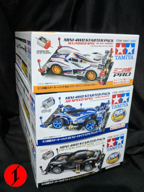 Entering the Tamiya Mini 4WD hobby with the Starter Pack kits.